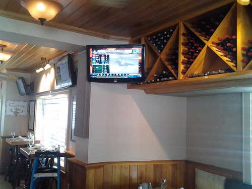 TV in bar area for Lobstah's Resturant